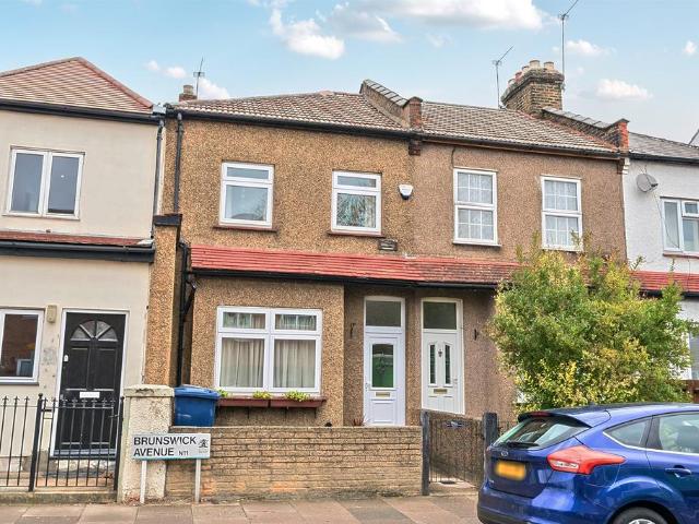House for sale in Brunswick Park, Greater London