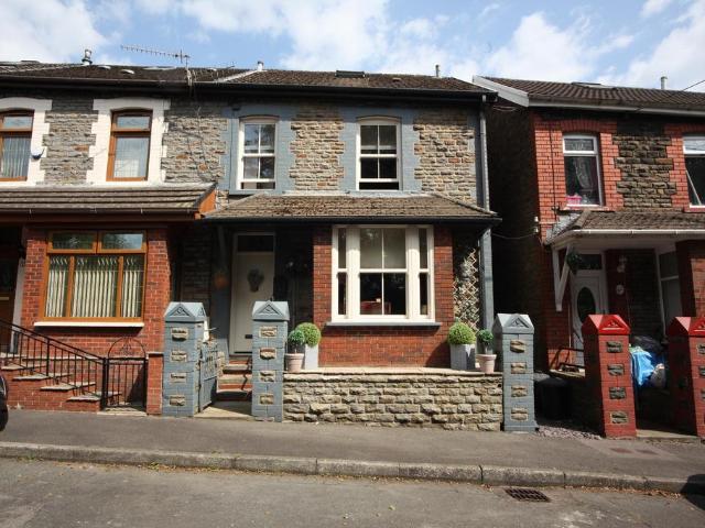 House for sale in Porth, Wales
