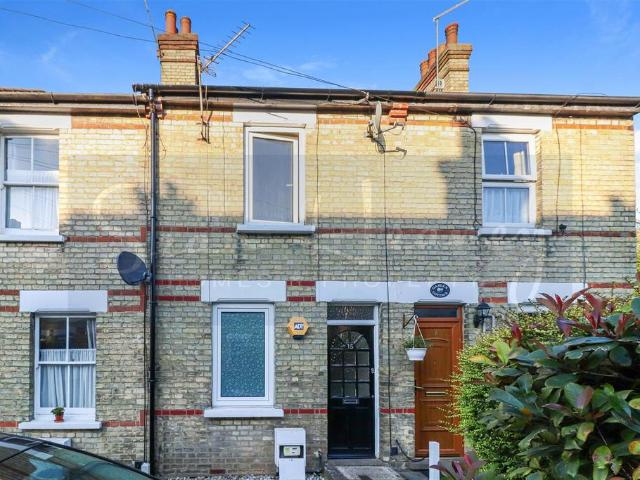 House for sale in High Barnet, Greater London