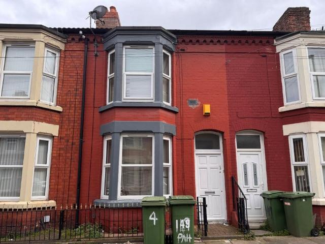 House for sale in Claughton, Birkenhead