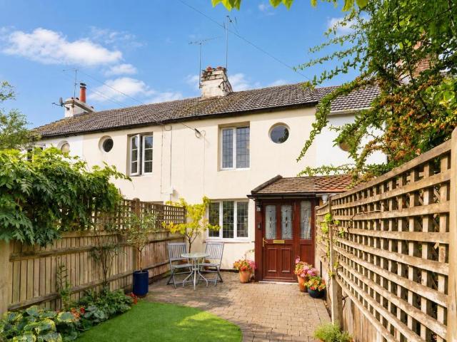 House for sale in Perryfields, West Sussex