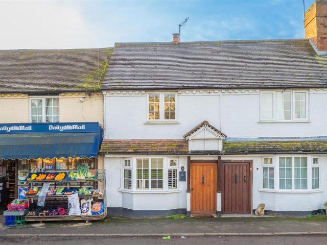 House for sale in Alderminster, Warwickshire