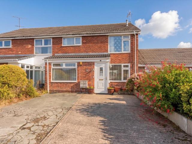 House for sale in Elton