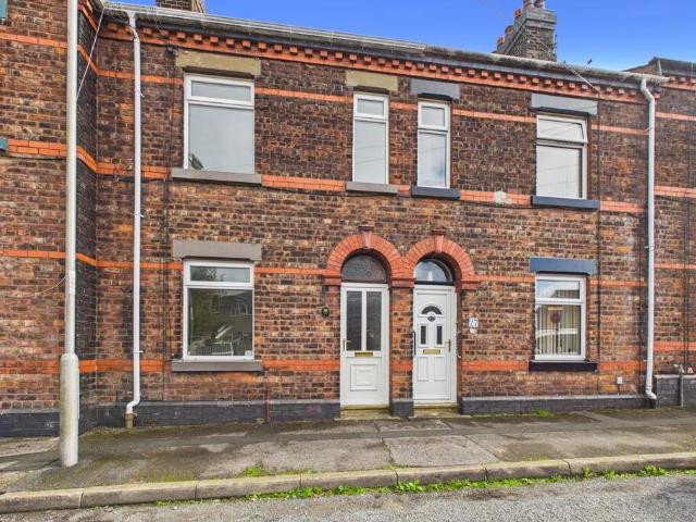 House for sale in Carnforth, Bare