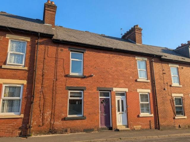 House for sale in Richmond Hill, West Yorkshire