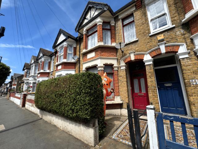House for sale in Beckton, Greater London
