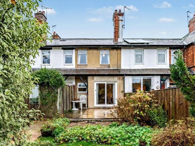 House for sale in Henshaw, Yeadon