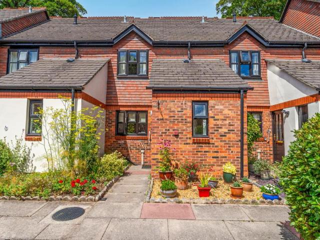House for sale in Bolton Low Houses, Hampshire