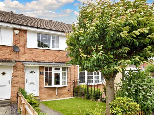 House for sale in Farsley, West Yorkshire