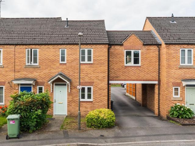 House for sale in Loundsley Green, East Midlands