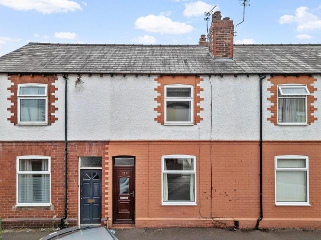 House for sale in Wilderspool, Warrington