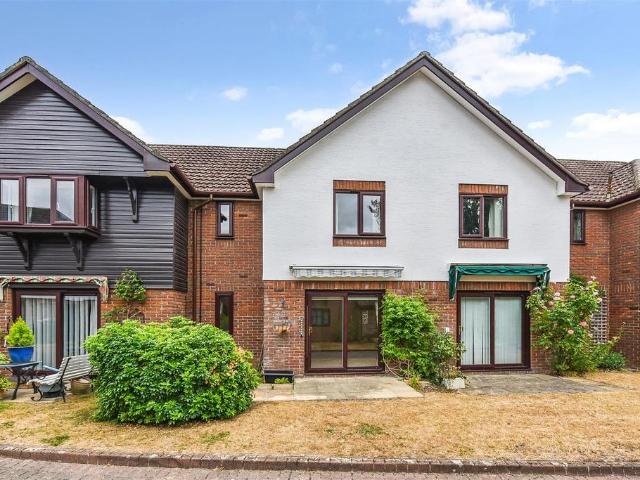 House for sale in Barton Stacey, Hampshire