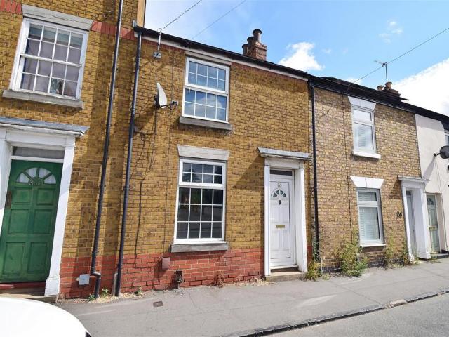 House for sale in New Bilton