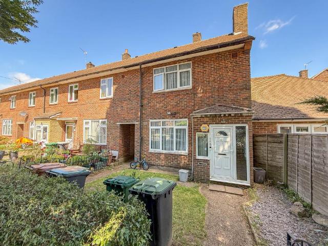 House for sale in Watford Rural, Batchworth