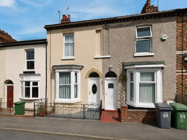 House for sale in Birkenhead, Wirral