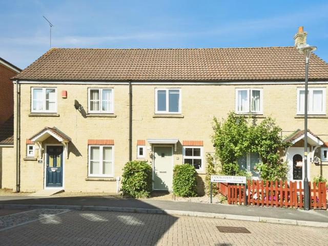 House for sale in Oakhurst, Abbey Mead