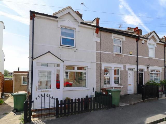 House for sale in Frognal, Greater London