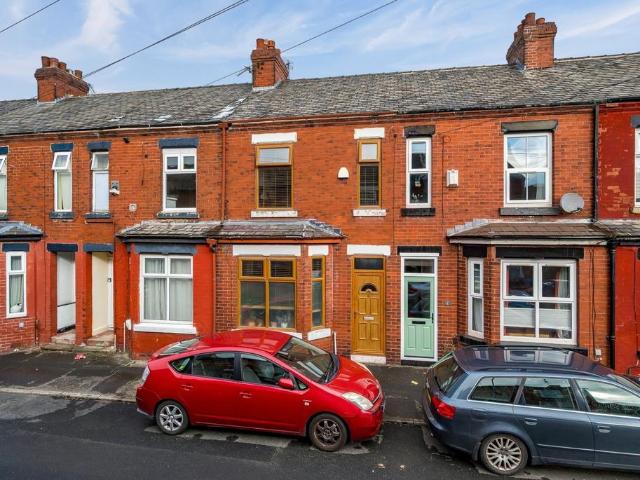 House for sale in Georgia, Greater Manchester