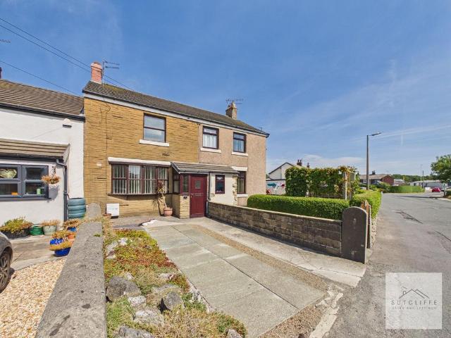 House for sale in Cabus, Lancashire