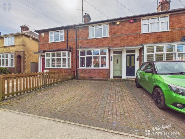House for sale in Victoria Park, Aylesbury