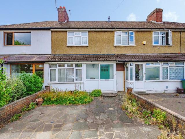 House for sale in Kingswood, Watford