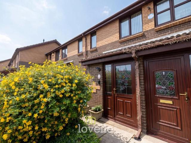House for sale in Grimsby, North East Lincolnshire