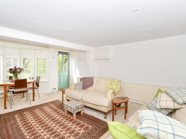 House for sale in Perryfields, West Sussex
