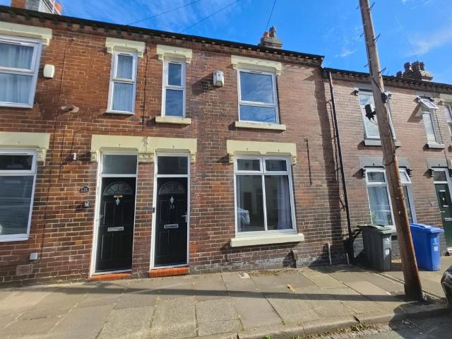 House for sale in Burslem, Stoke-on-Trent
