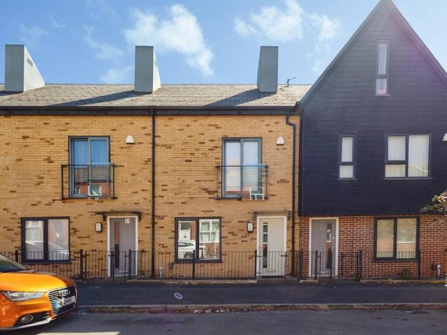 House for sale in Georgia, Greater Manchester