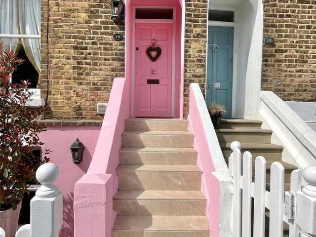 House for sale in Kidbrooke, Greater London