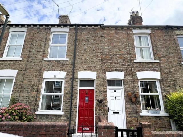 House for sale in High Field, York