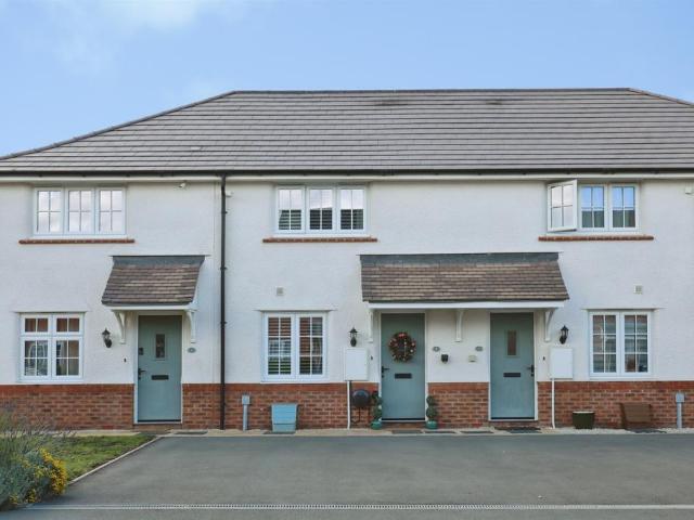 House for sale in Meon Vale, Alderminster