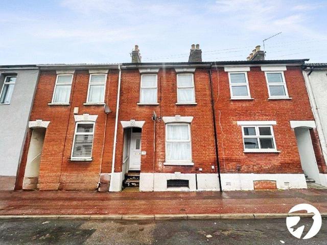 House for sale in Luton, Chatham