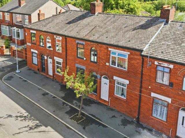 House for sale in Georgia, Greater Manchester