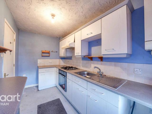 House for sale in Chipping Hill, Essex