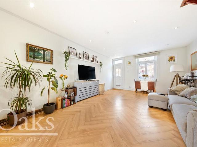 House for sale in London Borough of Croydon, Greater London