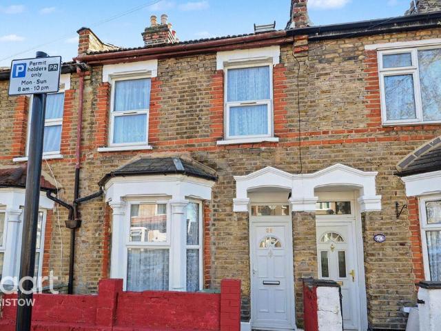 House for sale in Plaistow, Greater London
