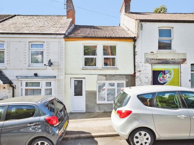 House for sale in Yeovil, Somerset