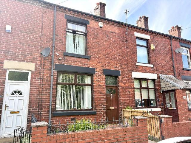 House for sale in Moses Gate, Lee Bank