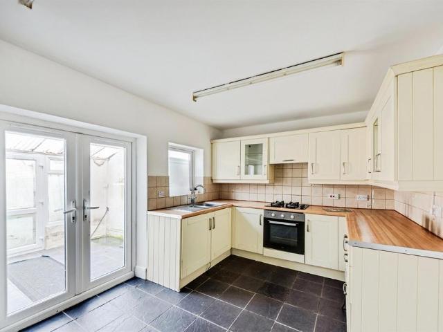 House for sale in Ferndale, Swindon
