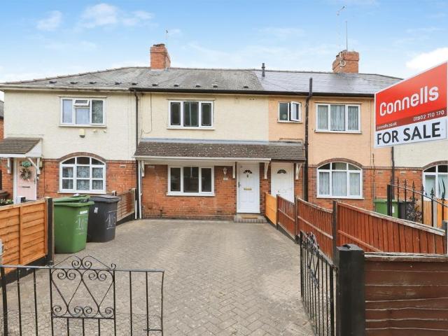 House for sale in Fallings Park, Park Village