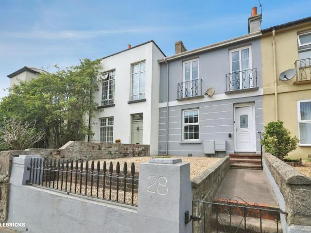 House for sale in Silverhill, Guestling Green