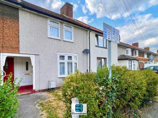 House for sale in Dagenham, Greater London