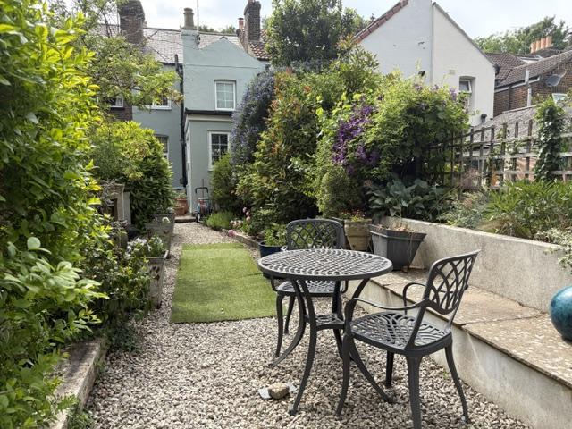 House for sale in Park Street, St Albans