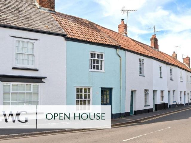 House for sale in Watergate, Devon
