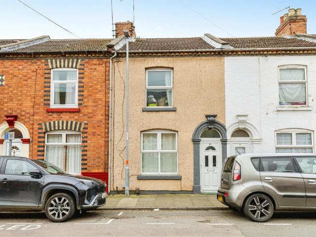 House for sale in Semilong, Northampton