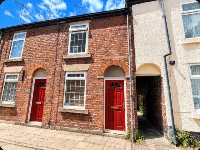 House for sale in Hurdsfield, Macclesfield