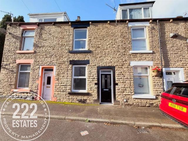 House for sale in Hadfield, High Peak