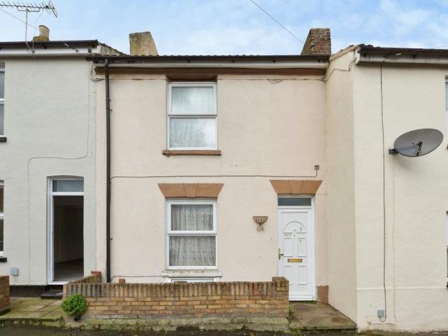 House for sale in Brompton, Gillingham
