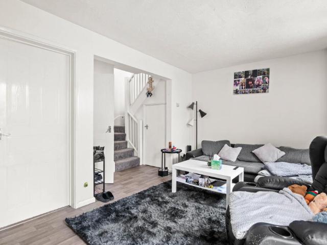 Cottage for sale in Barholm, Lincolnshire